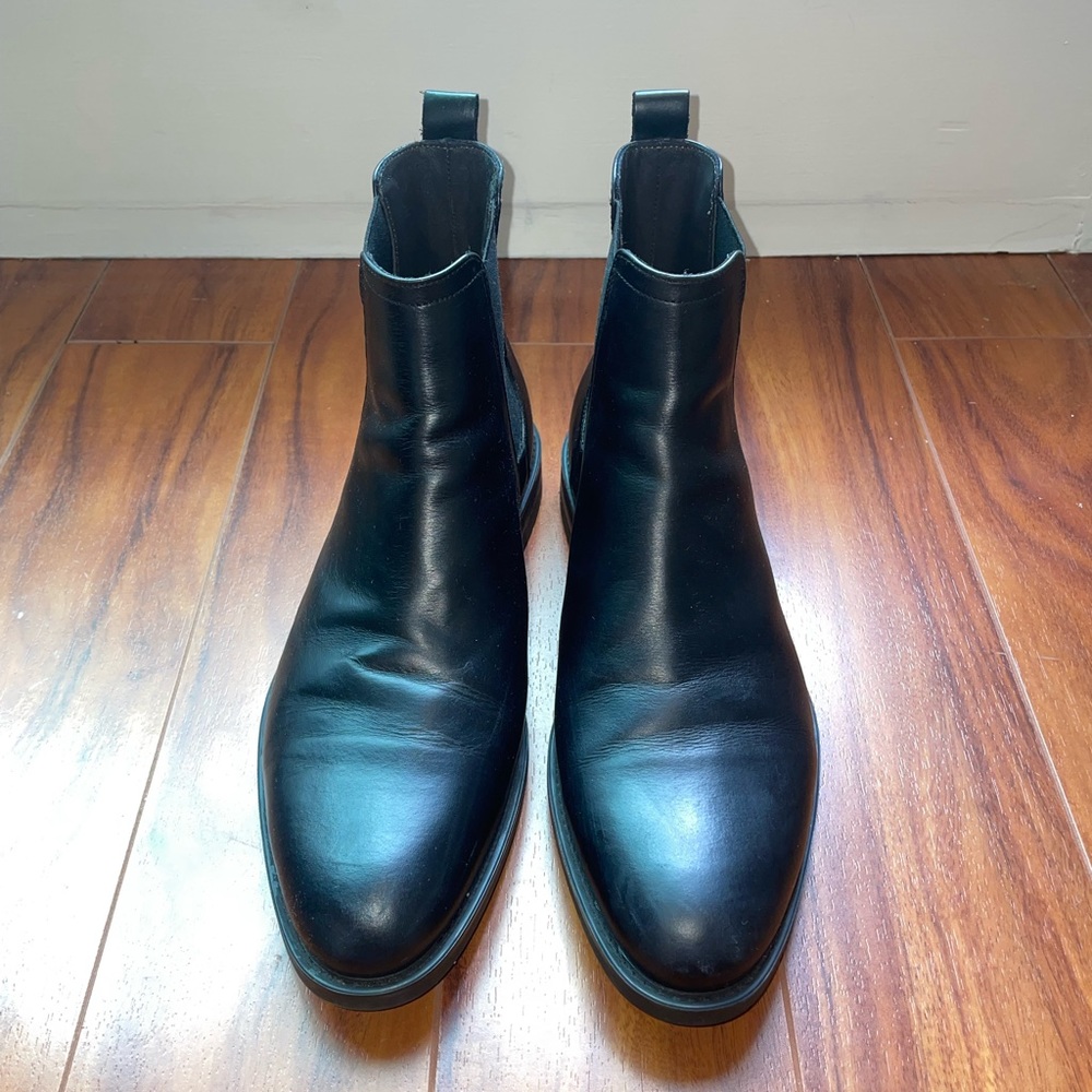 Bruno Magli Canyon Leather Chelsea Boots